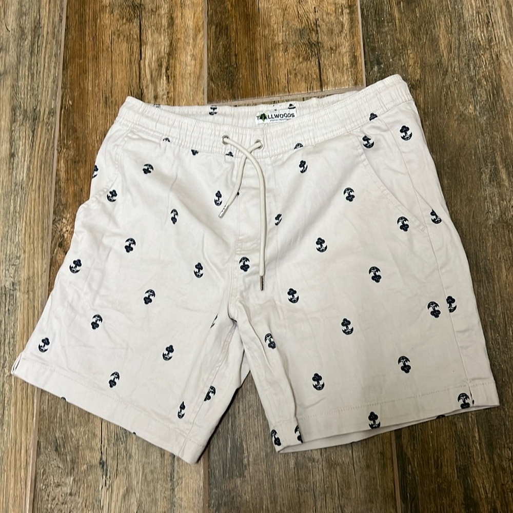 Tallwoods Sailor short size L good condition